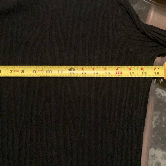 Black ribbed crew neck sweater - Picture 5 of 5